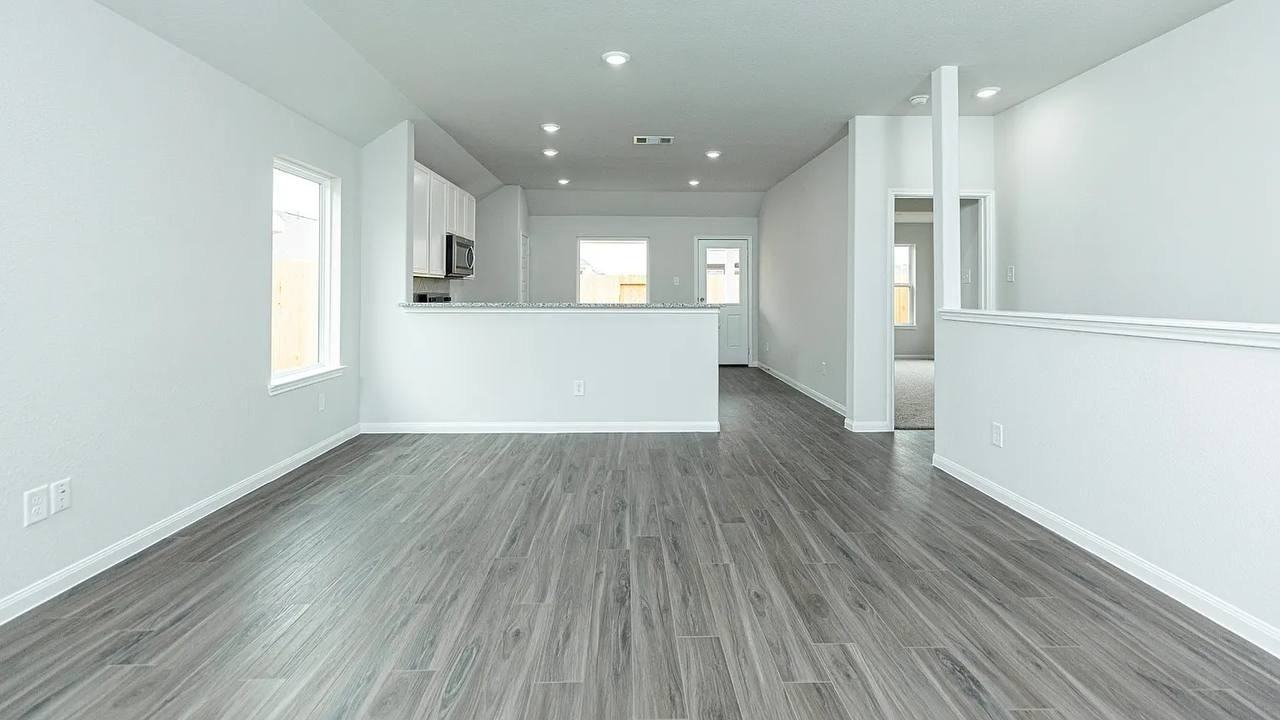 8119 Vanilla Orchid Dr - Photo 4 of 16