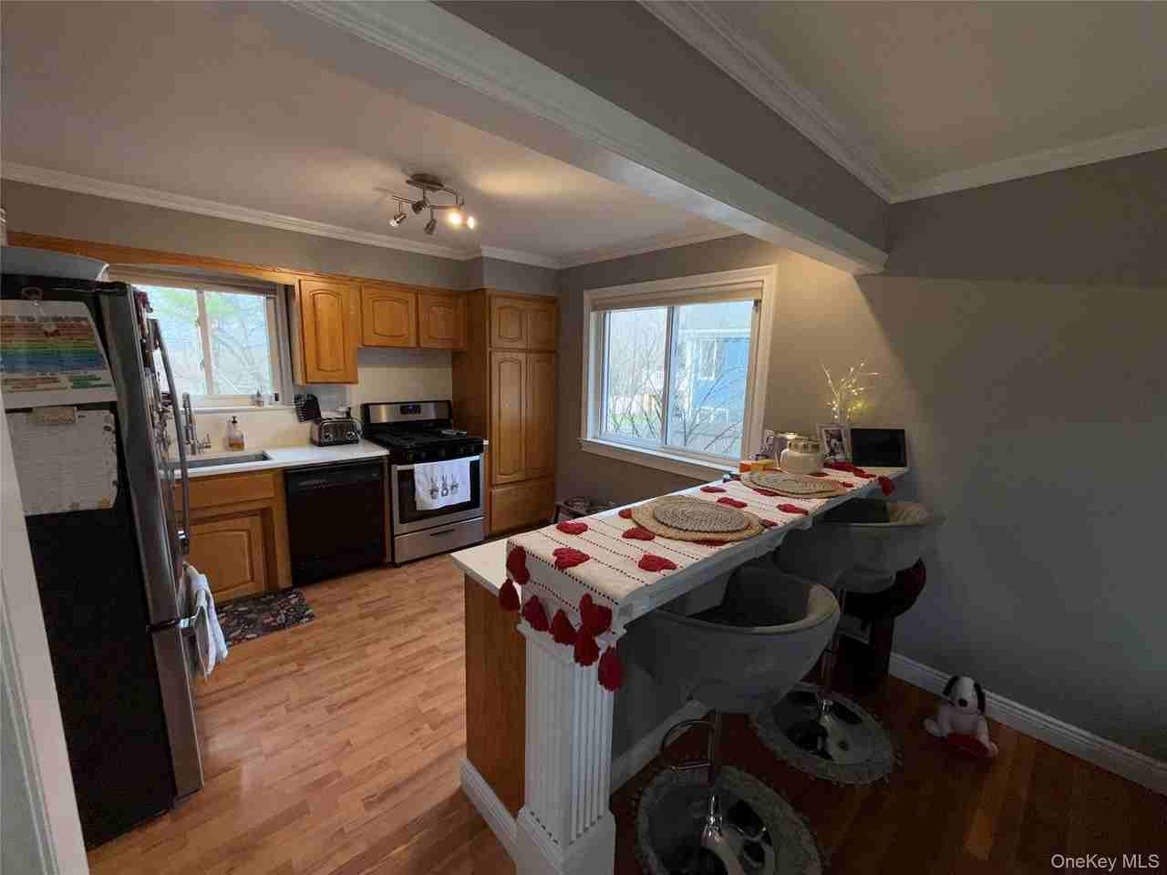 16 Minkel Rd - Photo 6 of 25