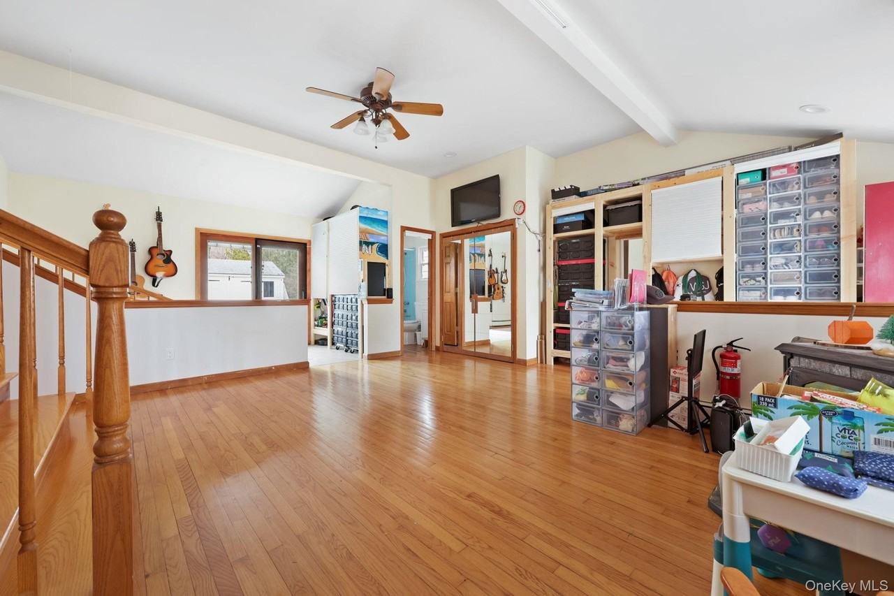 2881 Meadowcrest Dr - Photo 6 of 46