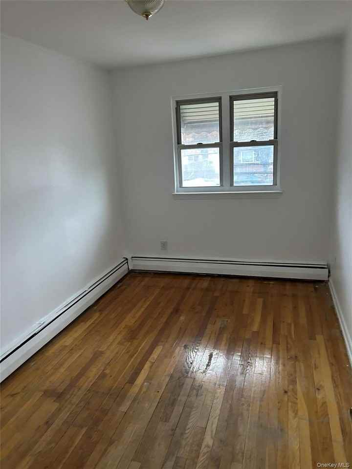 3627 Marolla Pl - Photo 3 of 5