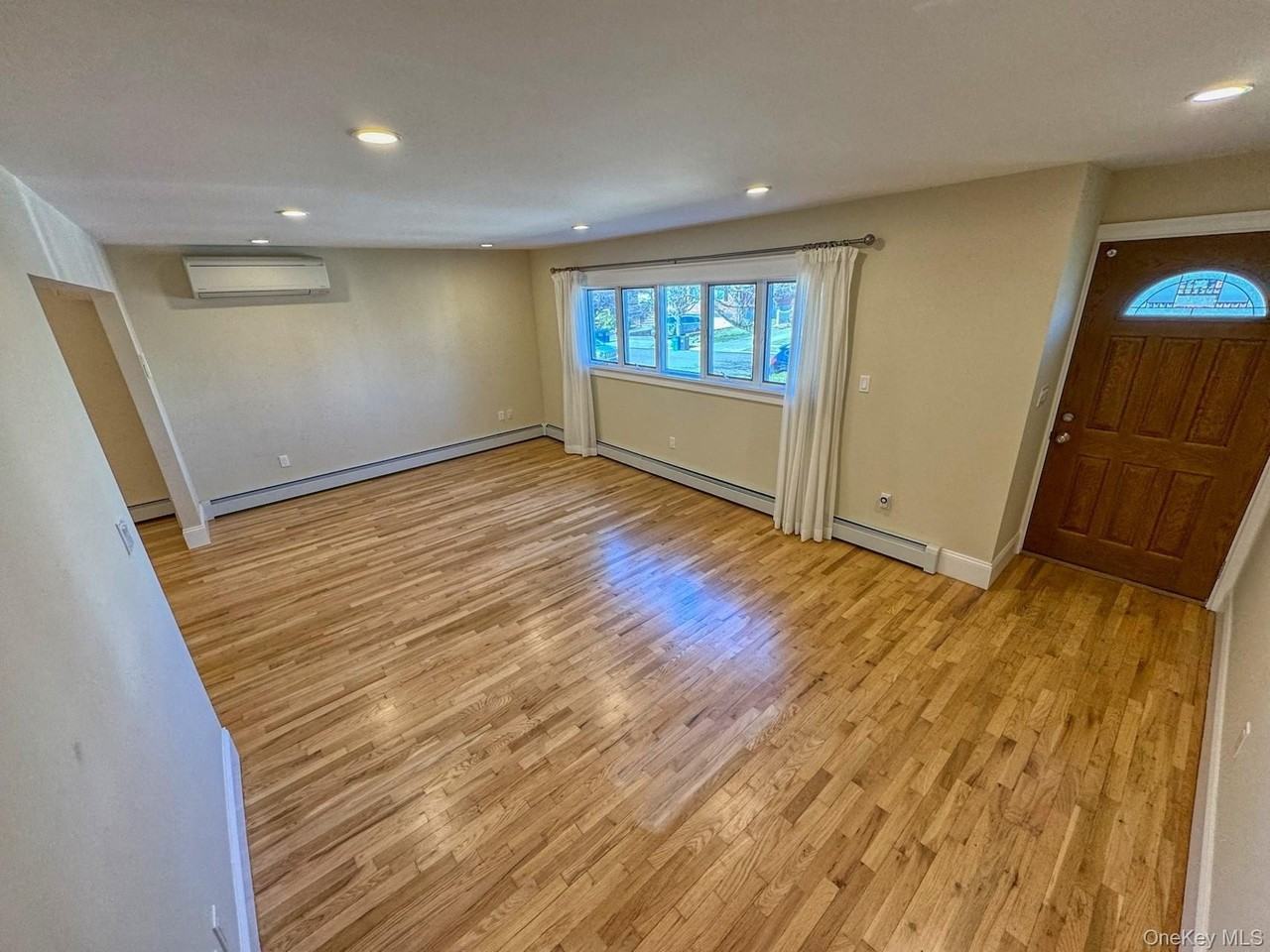 20330 28th Ave Unit 1 - Photo 3 of 12