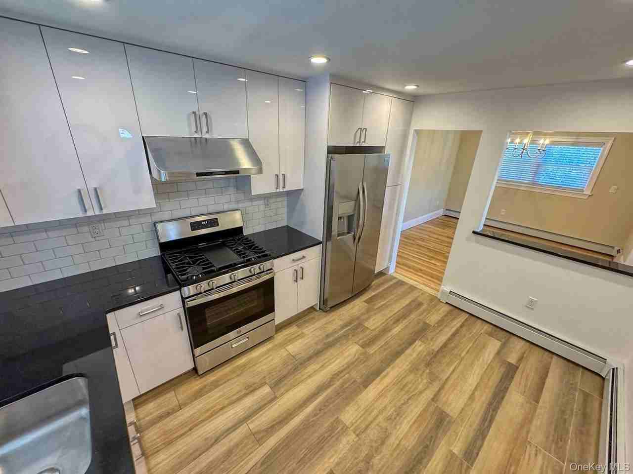 20330 28th Ave Unit 1 - Photo 5 of 12