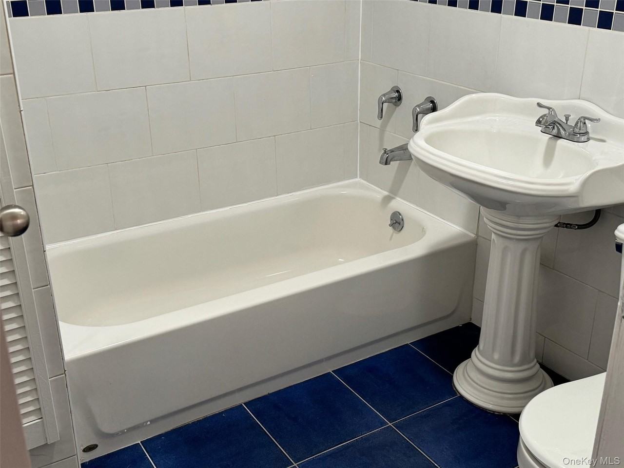 22 1st St - Photo 6 of 11