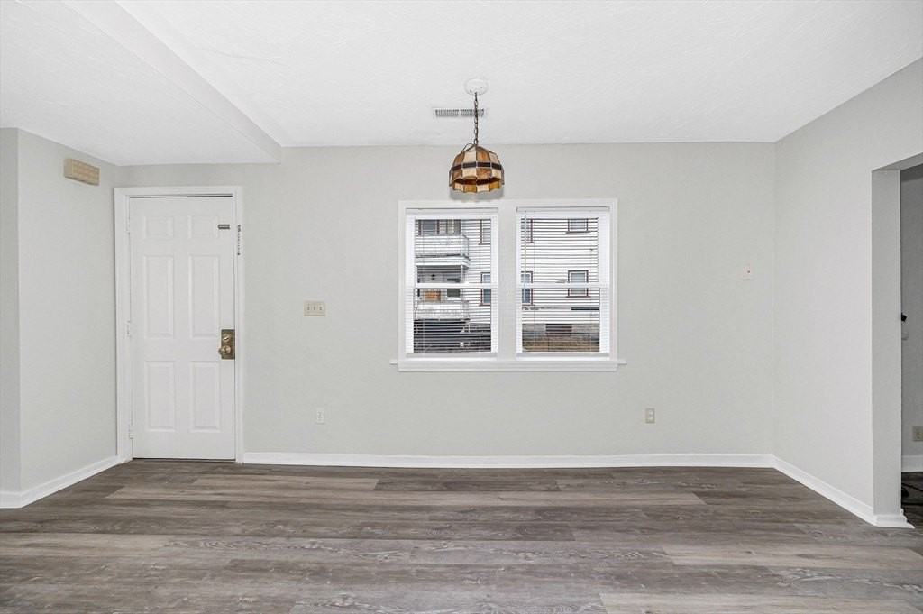 98 School St Unit 2r - Photo 5 of 28