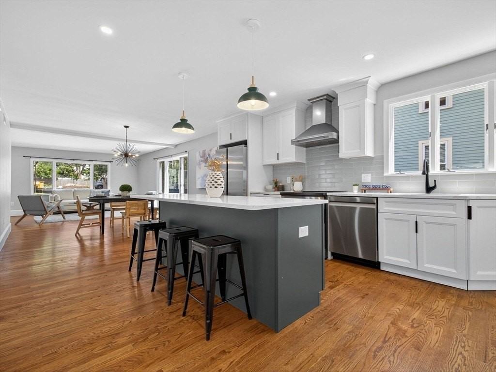 111 Sharon St Unit 1