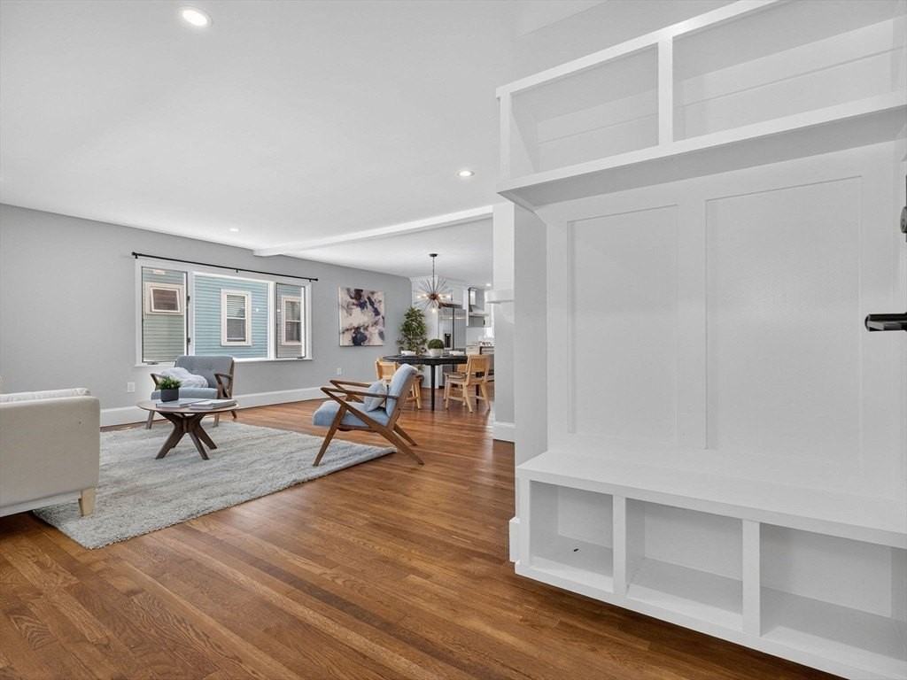 111 Sharon St Unit 1 - Photo 2 of 32