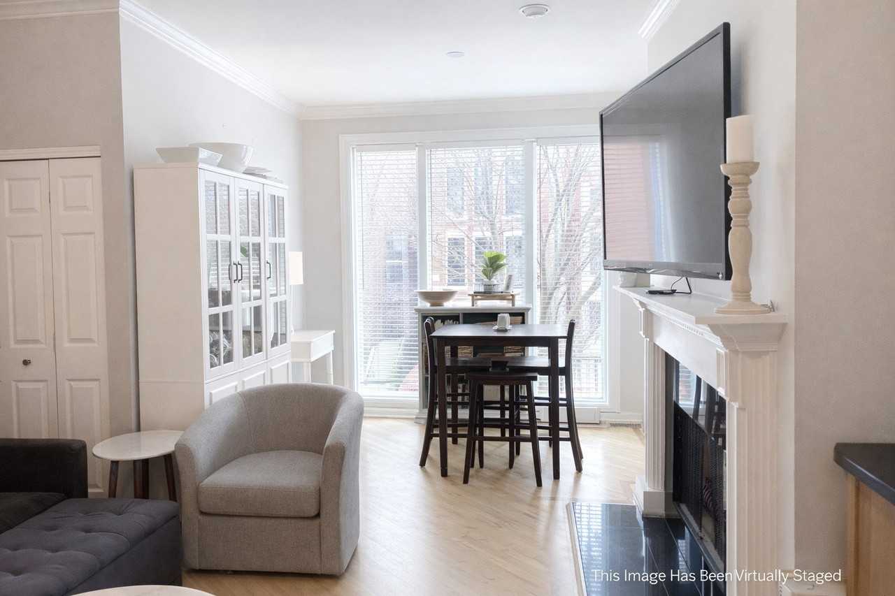 852 N Paulina St Apt 2 - Photo 6 of 13