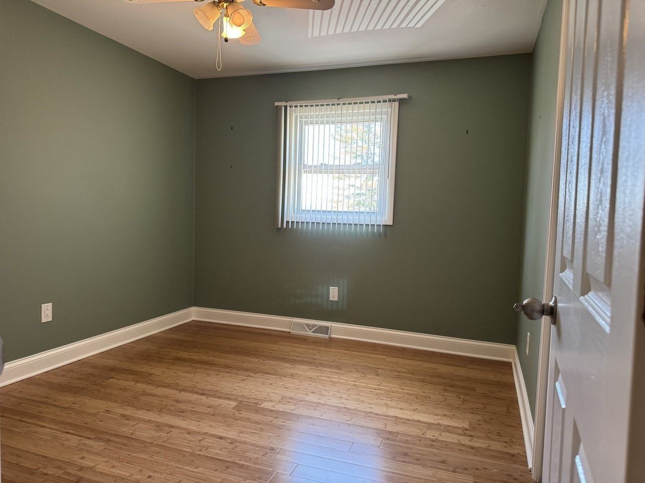 16035 S Parker Rd - Photo 6 of 16