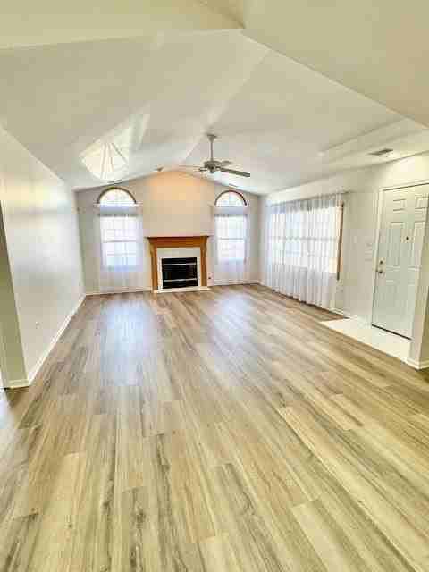 403 Feldner Ct - Photo 4 of 14