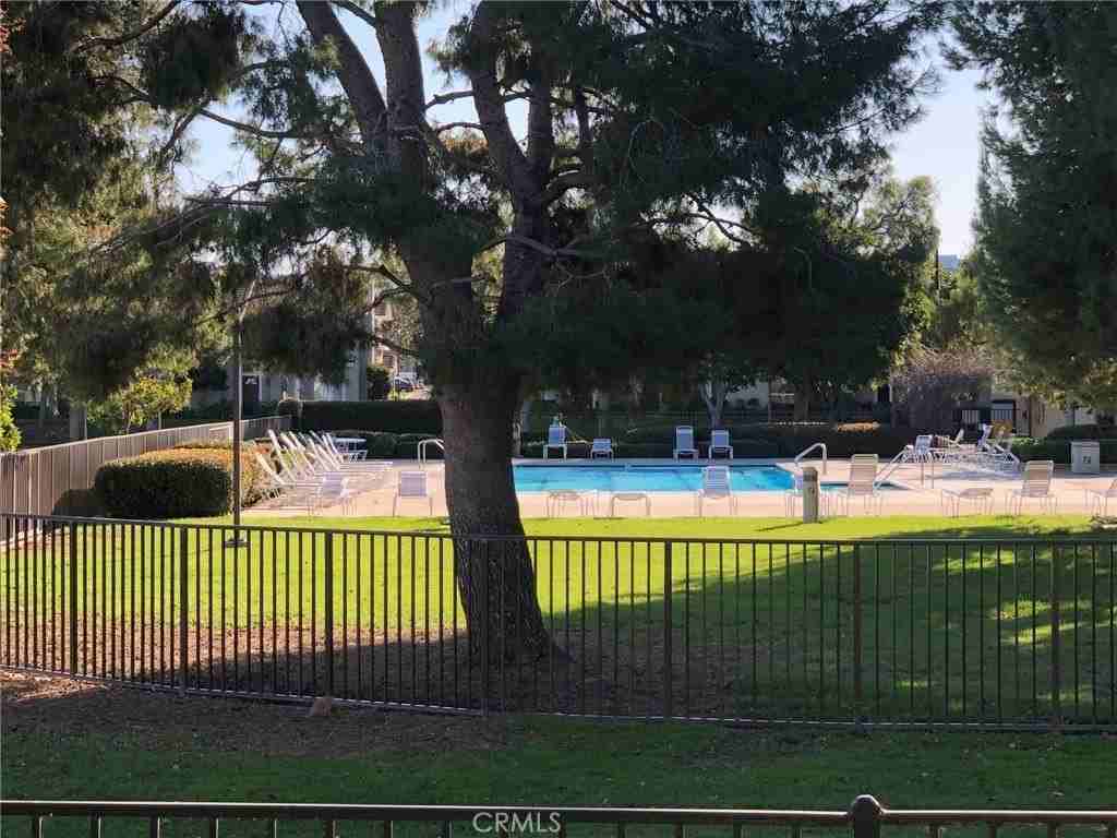 11 Briarglen - Photo 2 of 15