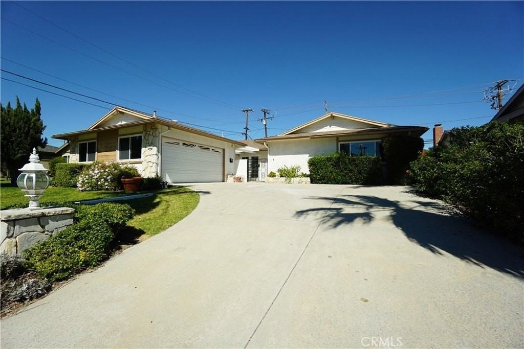 846 Verna Ave - Photo 4 of 40