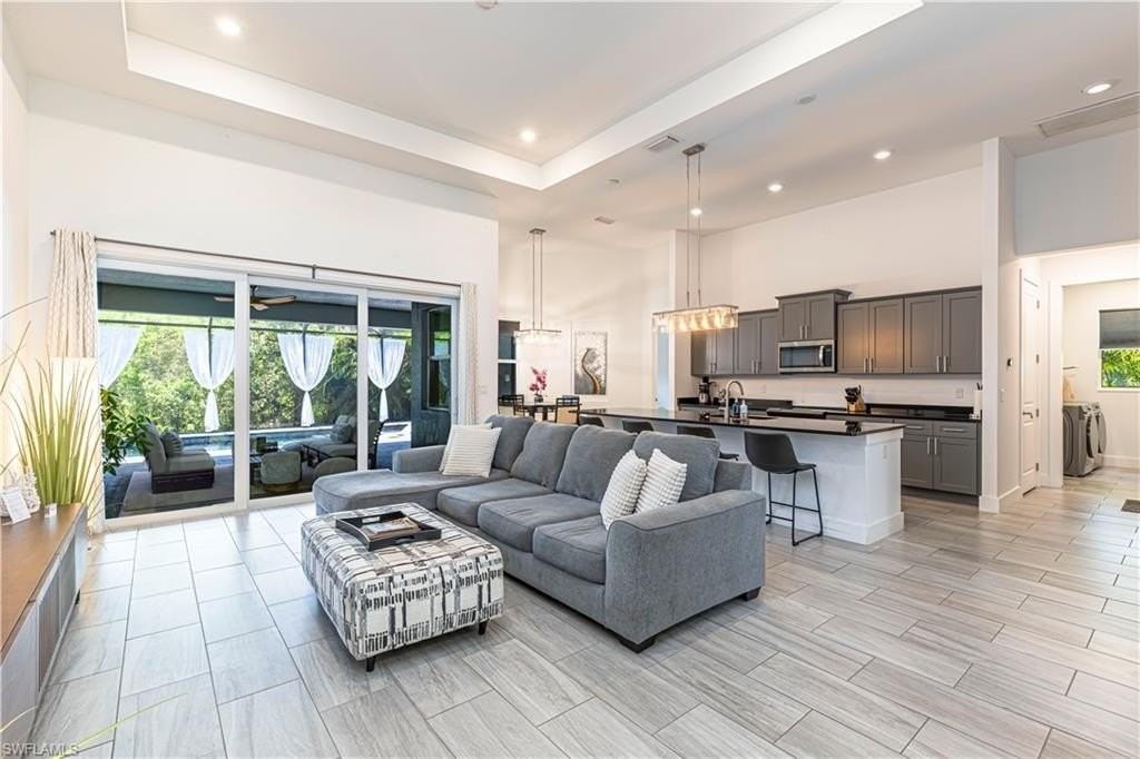 27180 Williams Rd - Photo 7 of 42