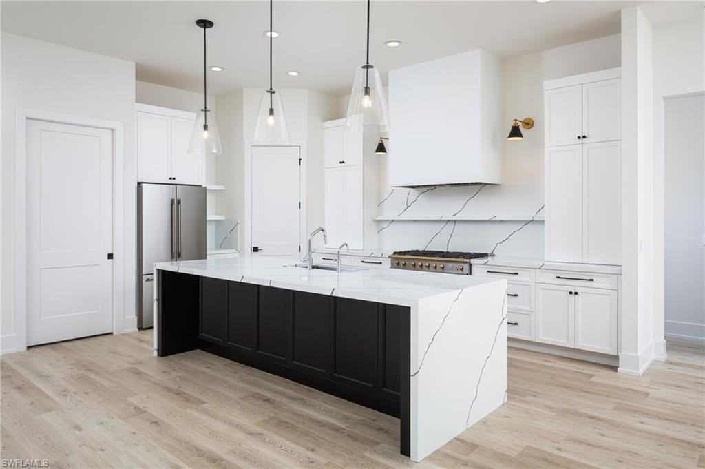 5772 Green Blvd - Photo 5 of 24