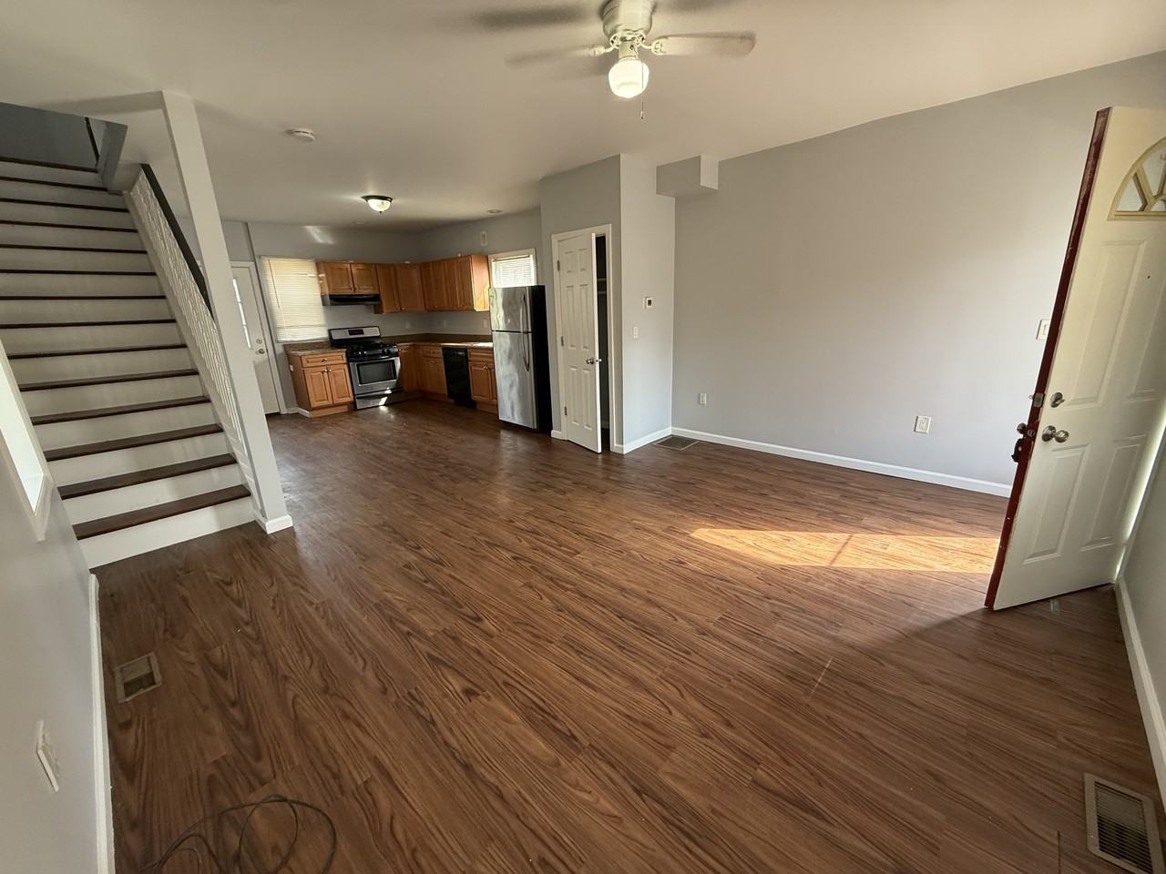 112 Laurel St #1 - Photo 6 of 19