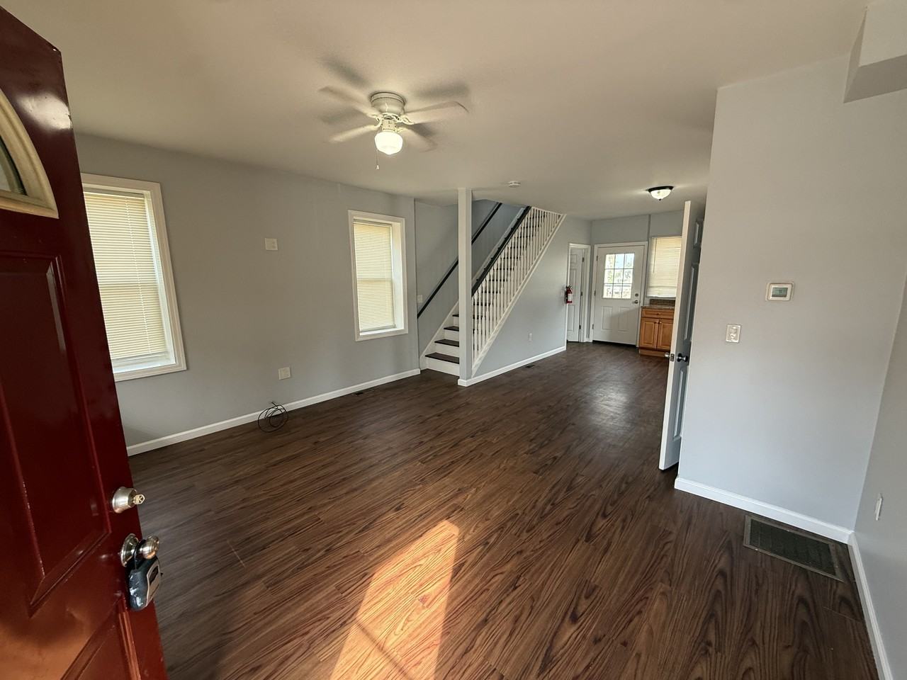 112 Laurel St #1 - Photo 7 of 19