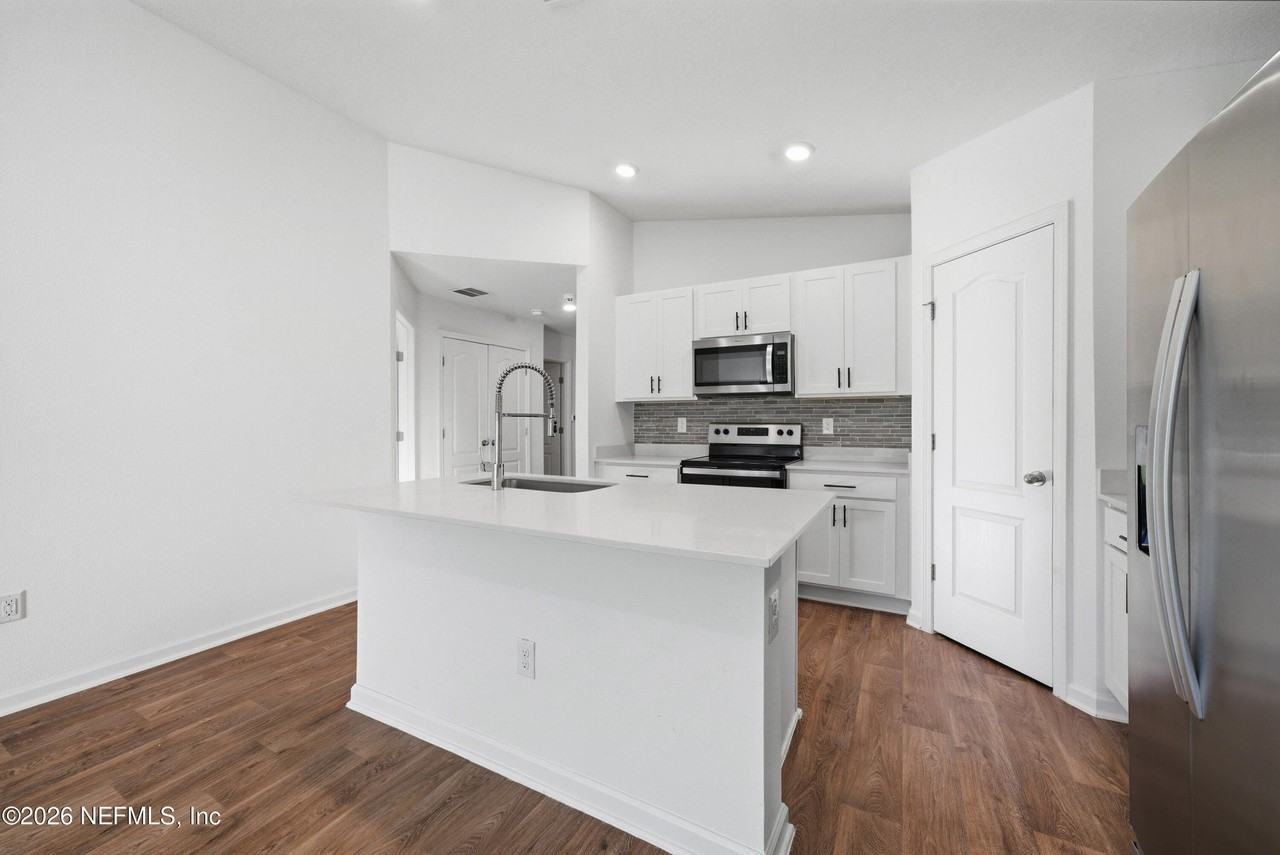 67 Rose Dr #A - Photo 7 of 28