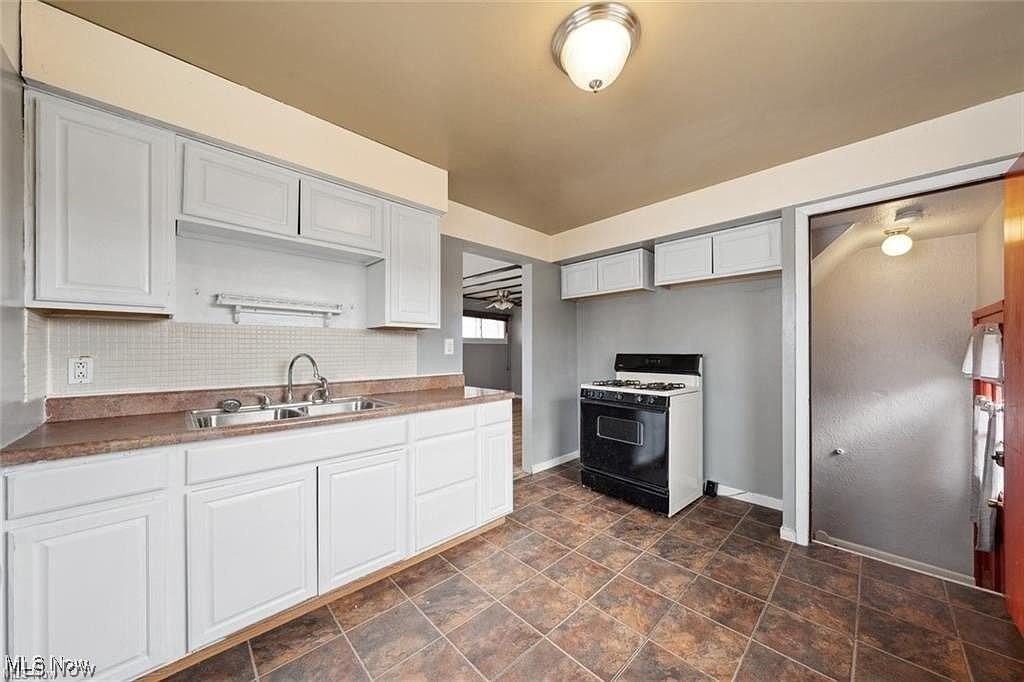 12214 Woodward Blvd - Photo 5 of 28