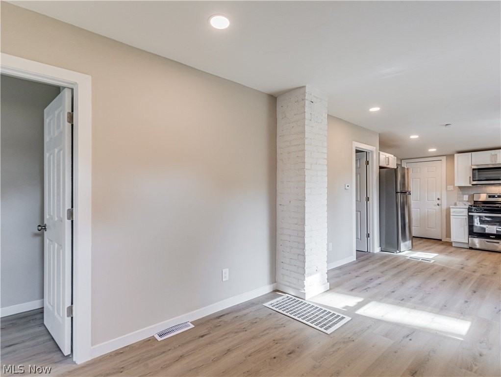 1537 9th St - Photo 6 of 22