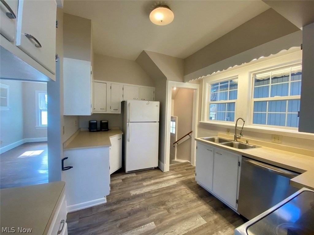 623 Doris Ave - Photo 2 of 23