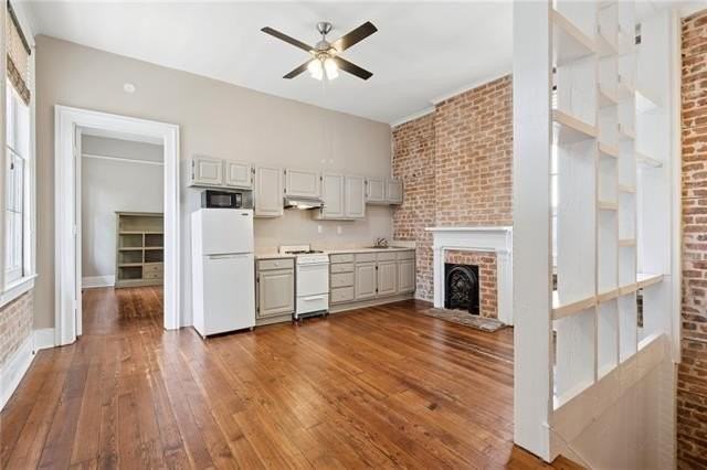 1216 Camp St #A - Photo 7 of 15