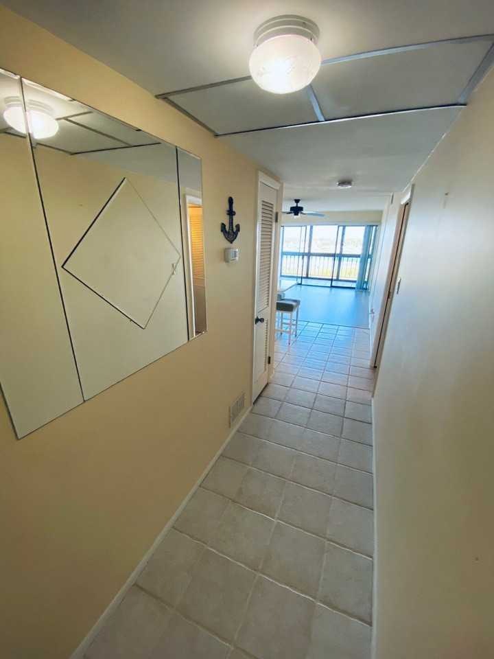 117 Country Club Dr #702 - Photo 2 of 30