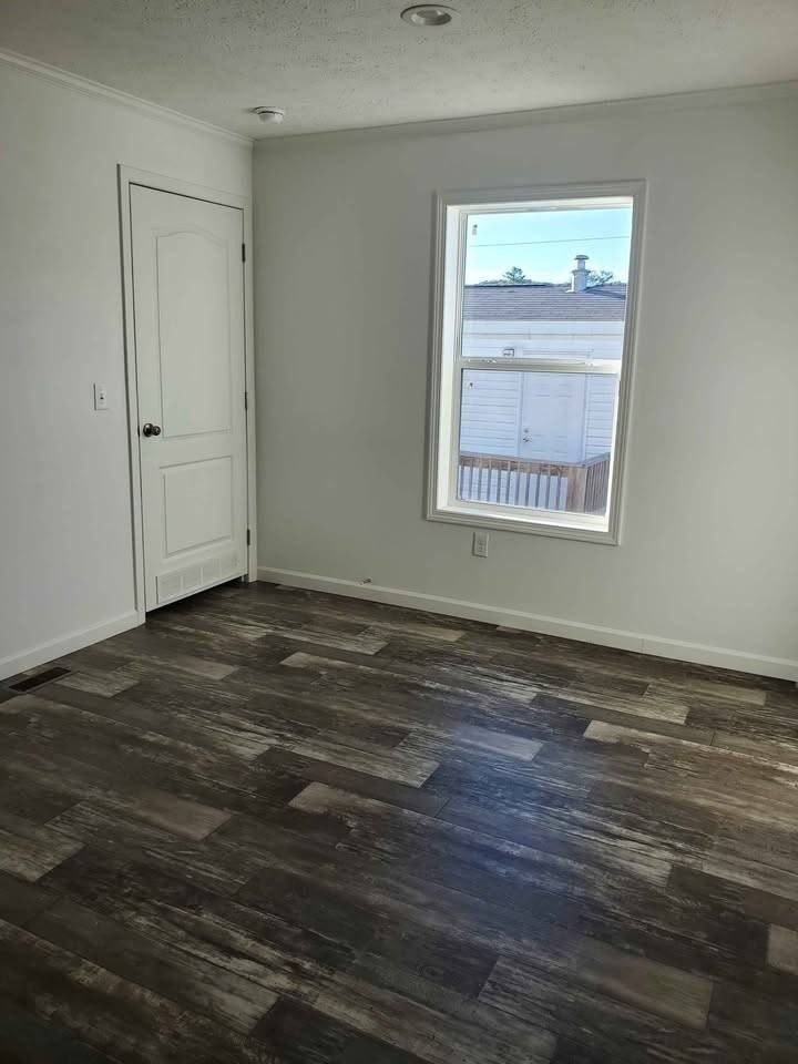 413 Rhett Ln - Photo 5 of 5