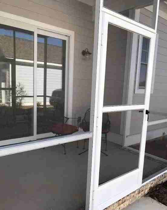 225 Coach Light Way - Photo 4 of 17