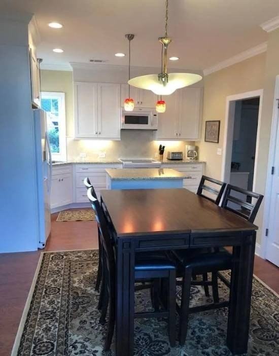 225 Coach Light Way - Photo 7 of 17