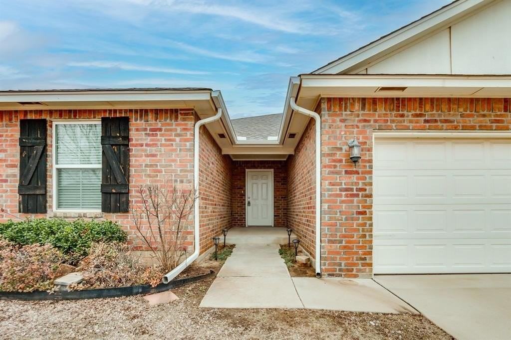 13321 Beaumont Dr - Photo 2 of 30