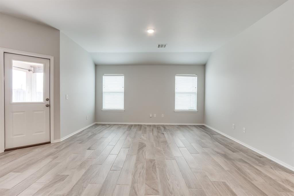 13321 Beaumont Dr - Photo 6 of 30