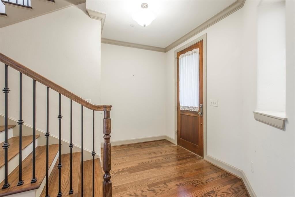 226 Russell M Perry Ave - Photo 5 of 25