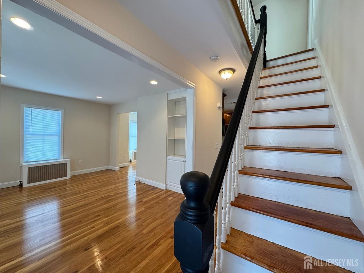 150 George St - Photo 3 of 22