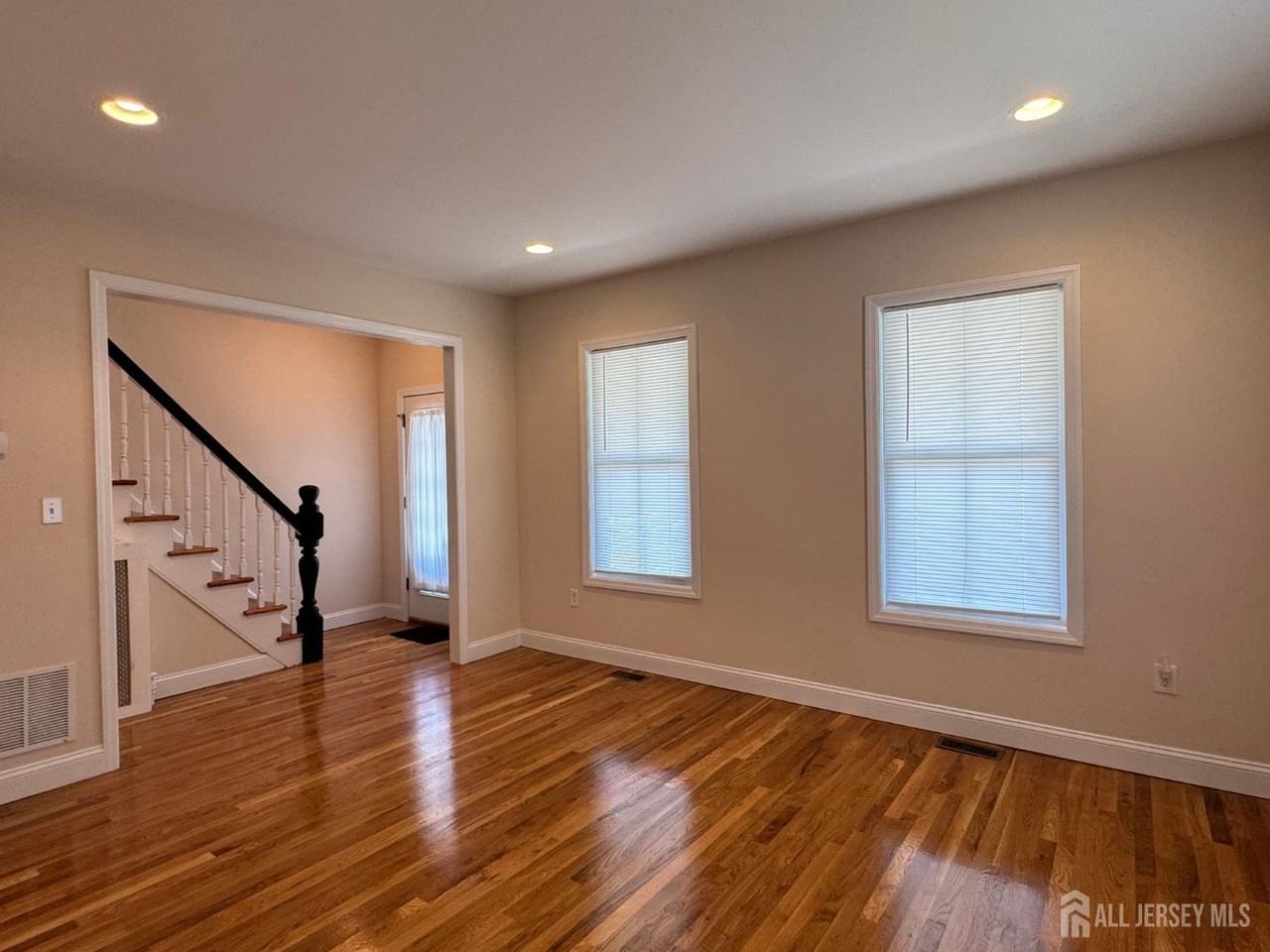 150 George St - Photo 6 of 22