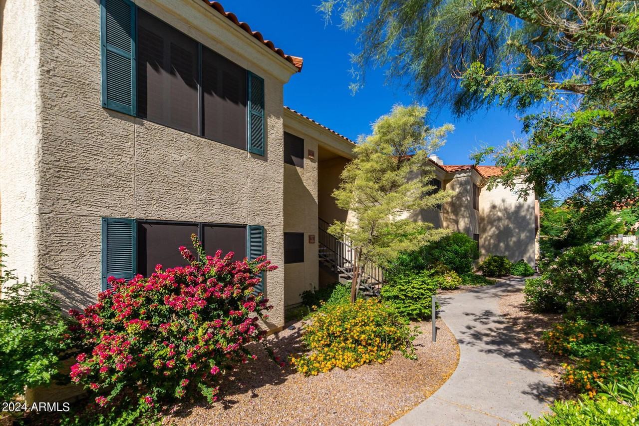 9990 N Scottsdale Rd Apt 1030 - Photo 4 of 40