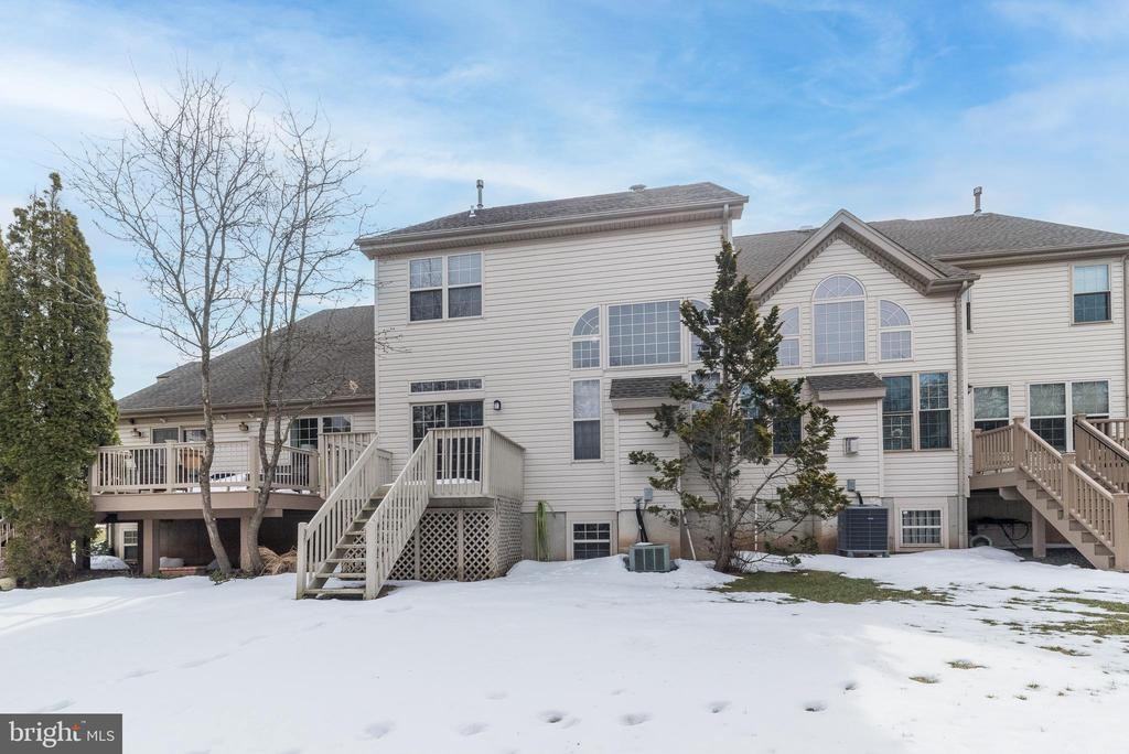 5128 Barness Ct - Photo 3 of 50