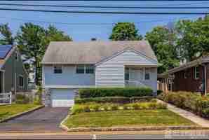 featured image of 123 W Kelly St