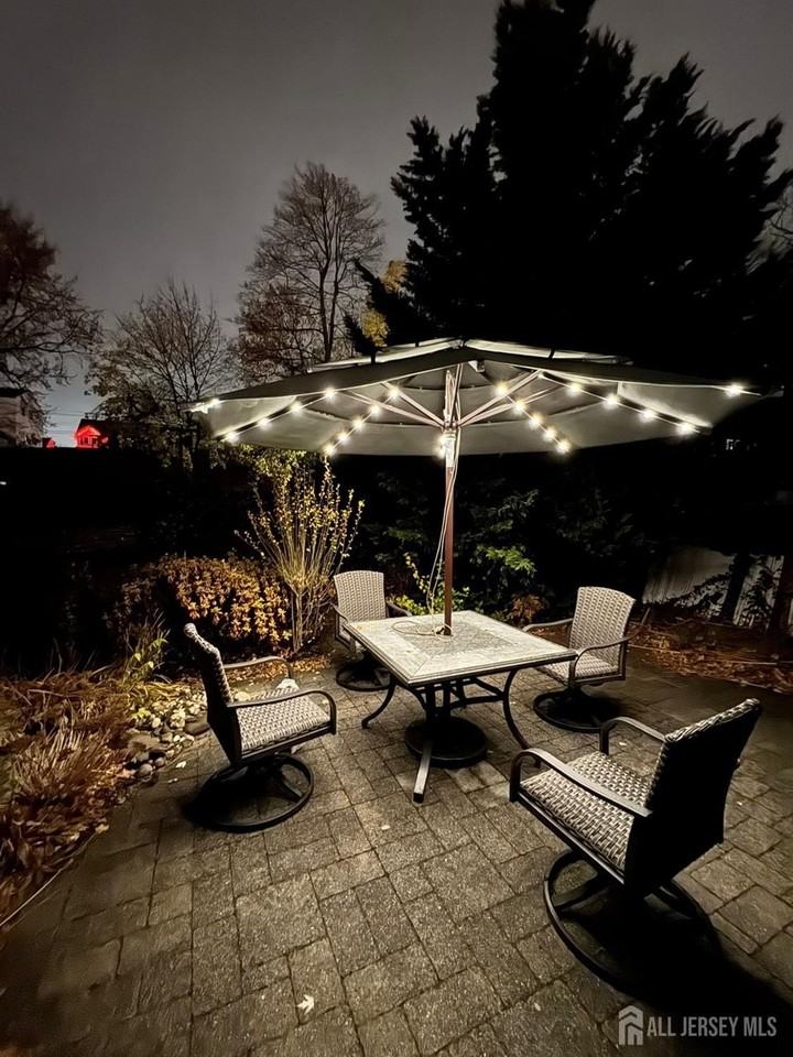 123 W Kelly St - Photo 4 of 18