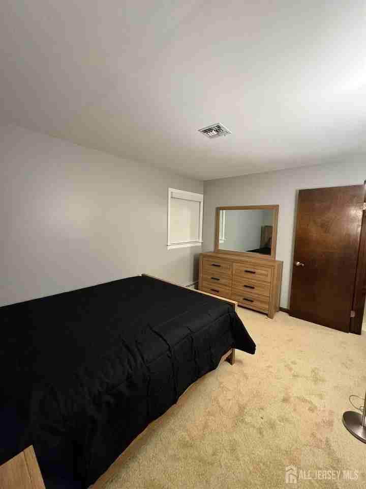 123 W Kelly St - Photo 7 of 18