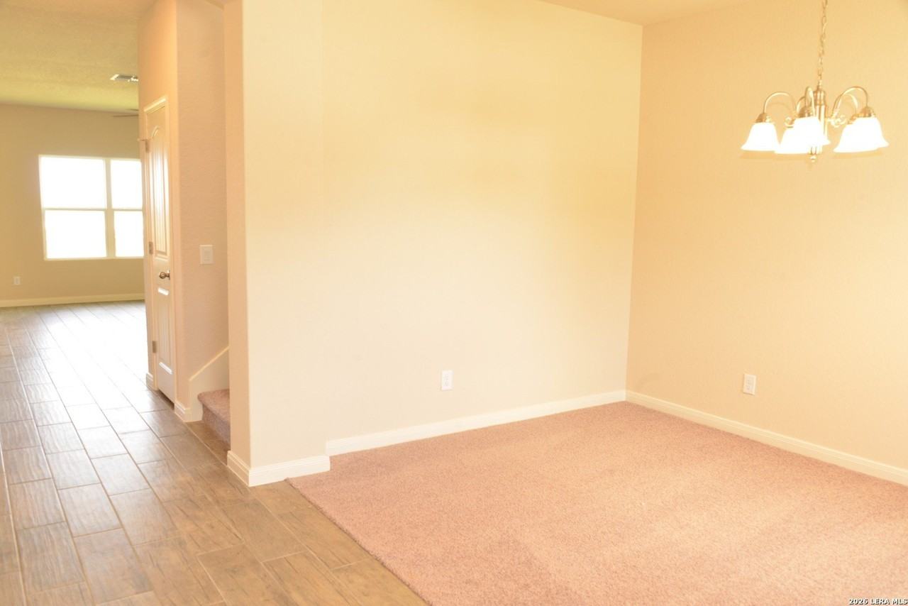 741 Farmers Dell - Photo 5 of 20