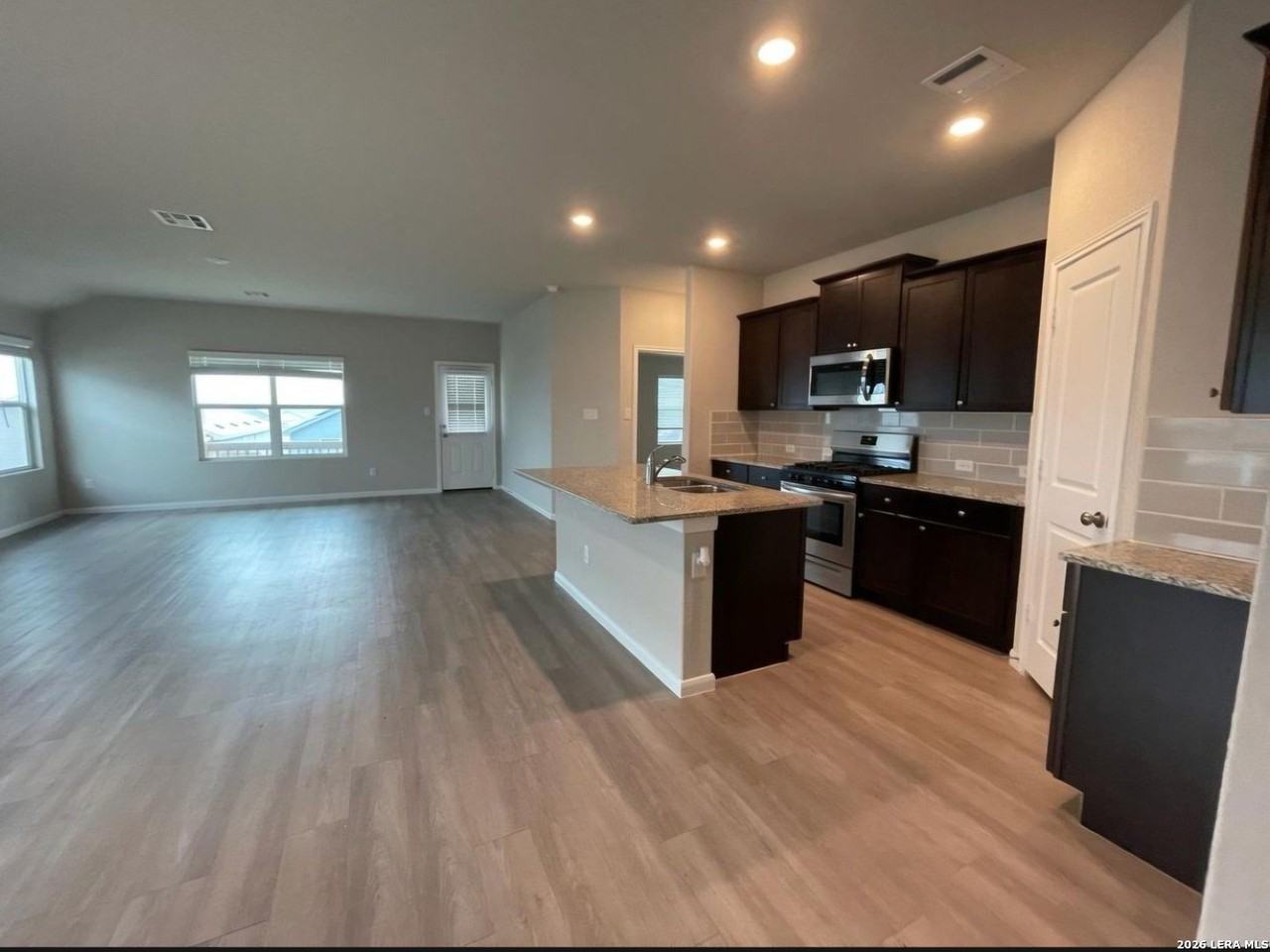 2810 Calandra Lark - Photo 4 of 18