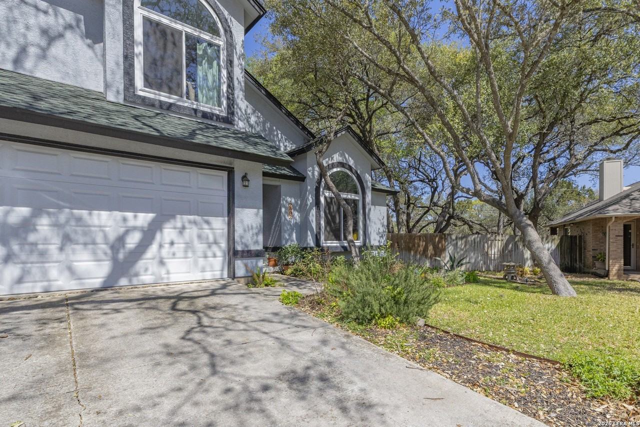 2607 Sky Dale Dr - Photo 3 of 30