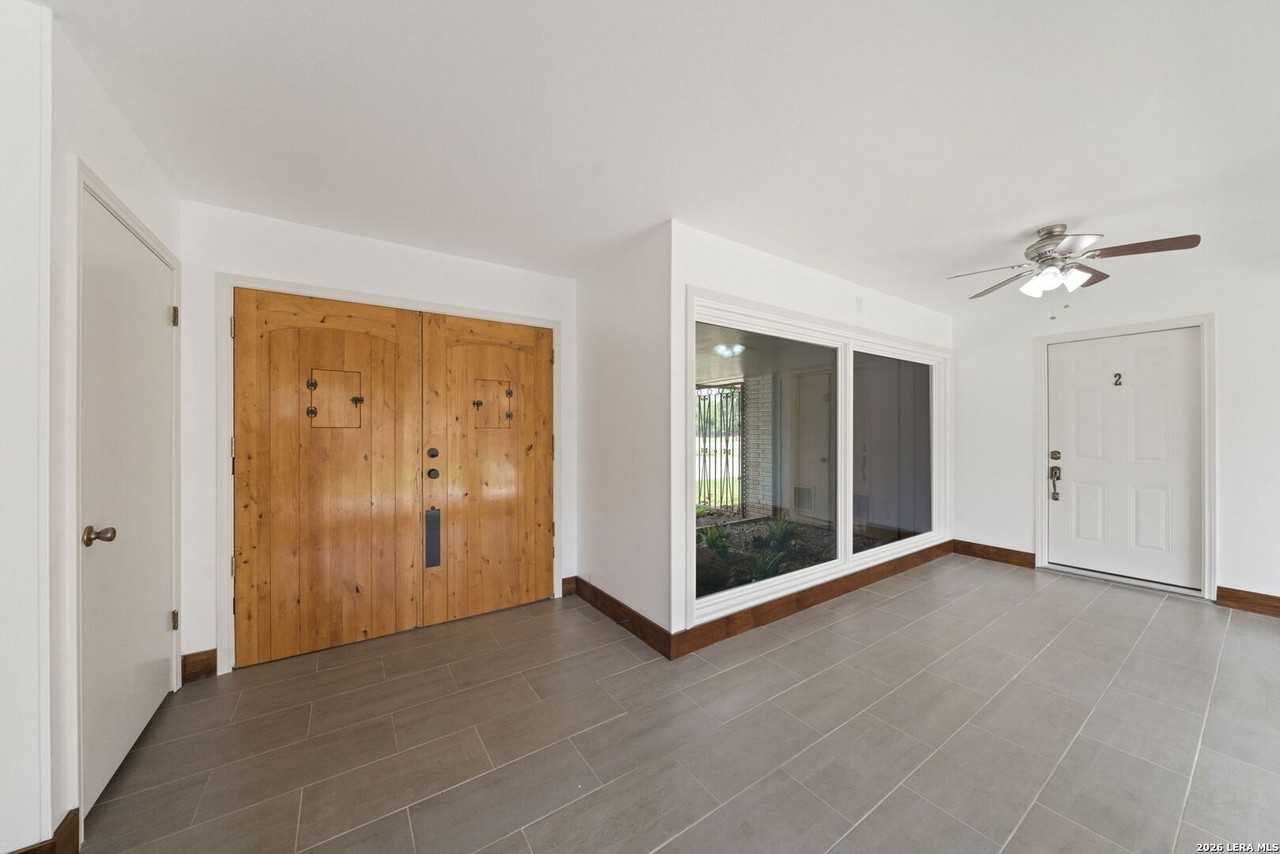 8390 N Verde Dr Unit 2 - Photo 2 of 13