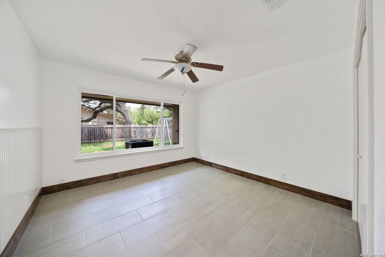 8390 N Verde Dr Unit 2 - Photo 7 of 13