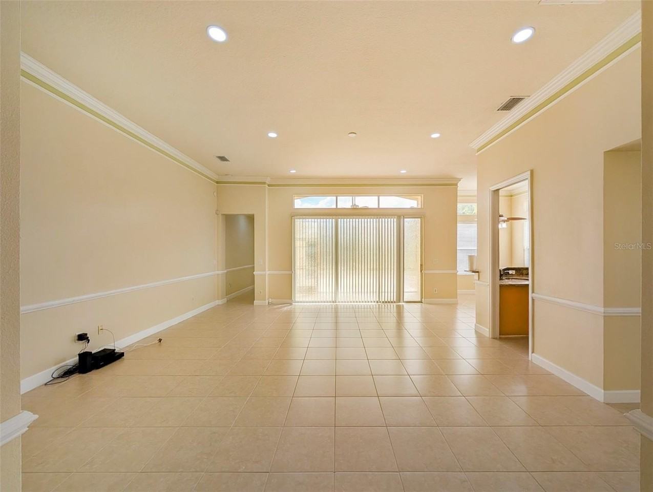 6507 37th St E - Photo 6 of 39