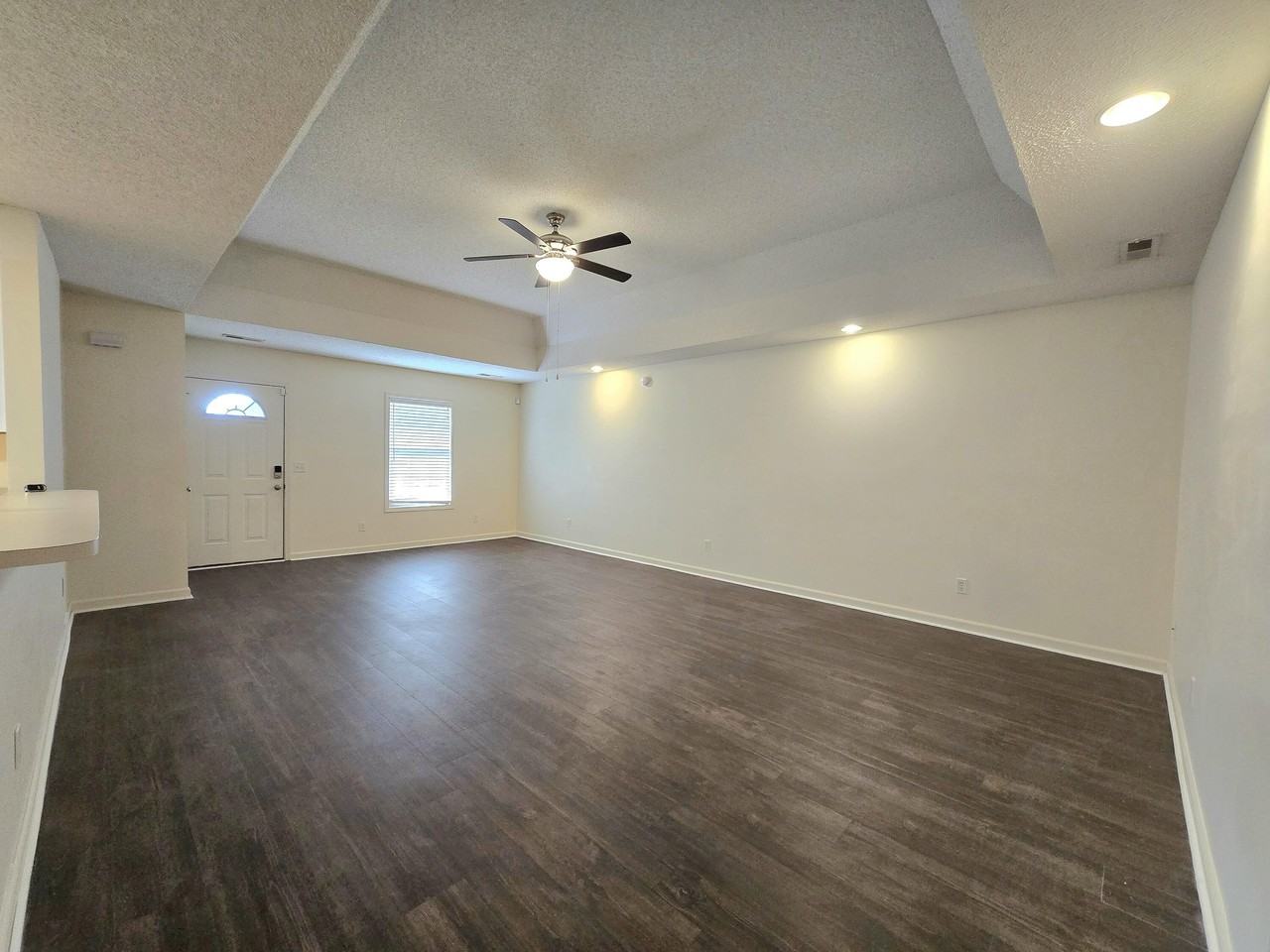 3682 Beacon Dr - Photo 5 of 26