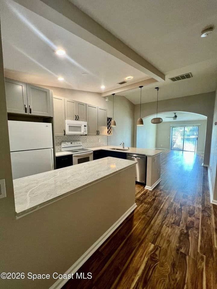 855 Luminary Cir Unit 104 - Photo 6 of 18