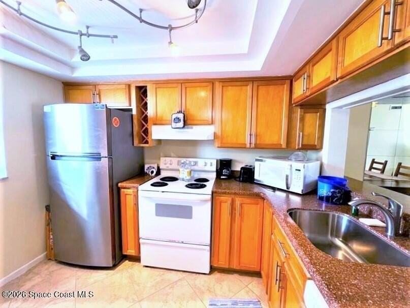 10 Sunflower St Apt 27 - Photo 6 of 14