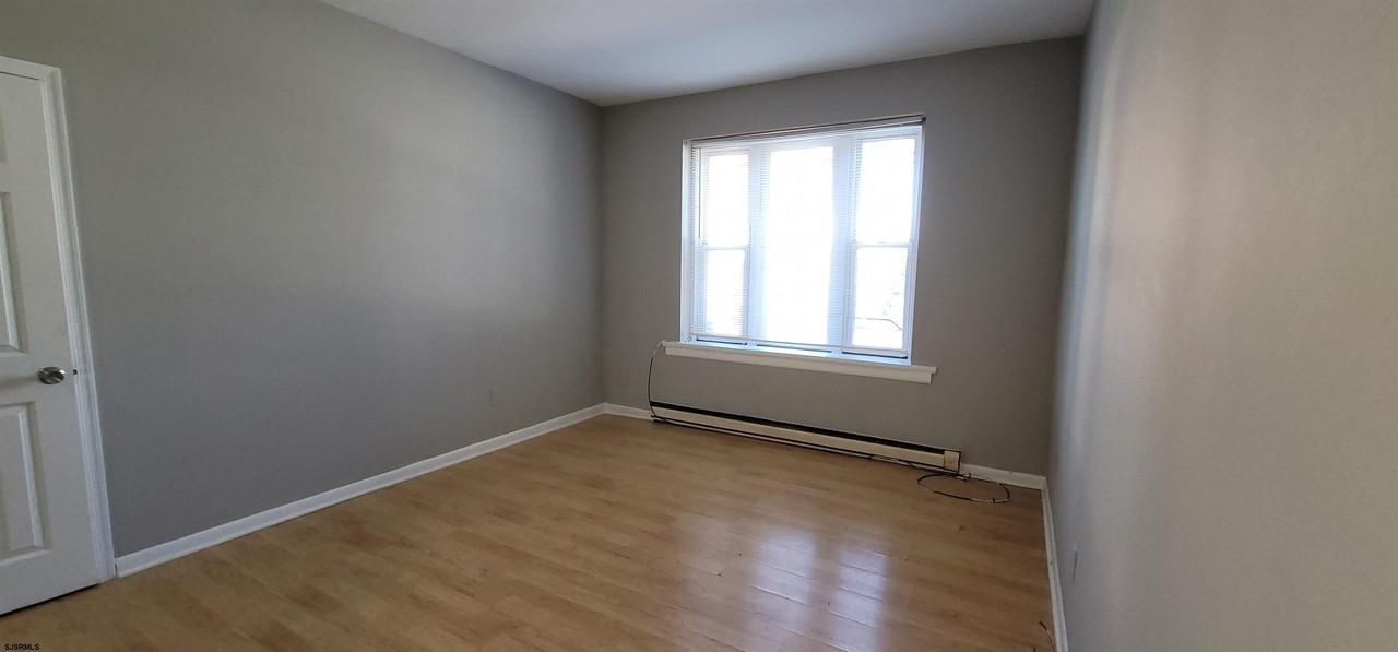 3801 Atlantic Ave - Photo 4 of 31