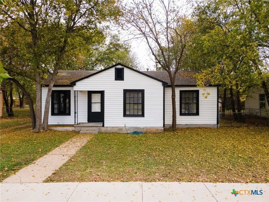 1108 Stewart St - Photo 2 of 14