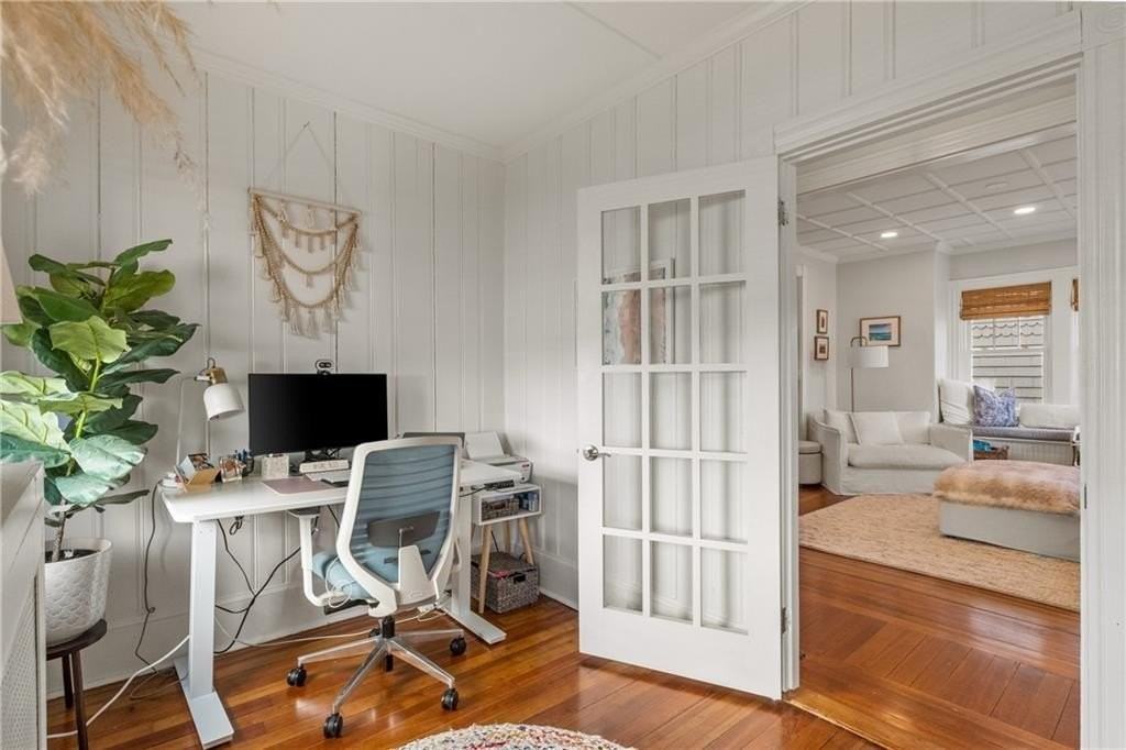 35 Hall Ave - Photo 3 of 36